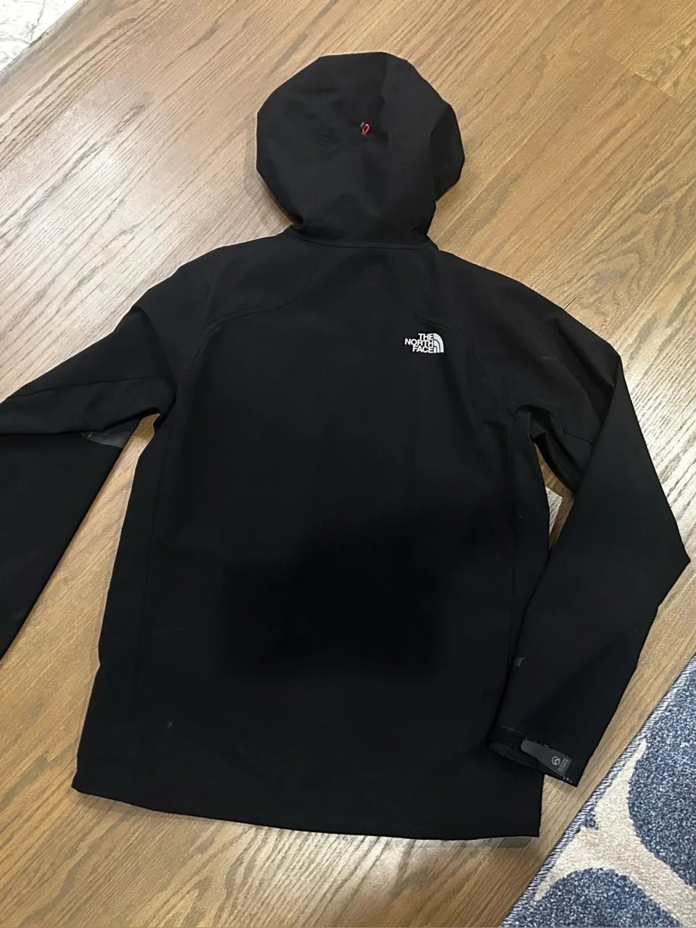 The North Face Summit Series Men’s M Black Hooded Softshell Jacket Red Accents